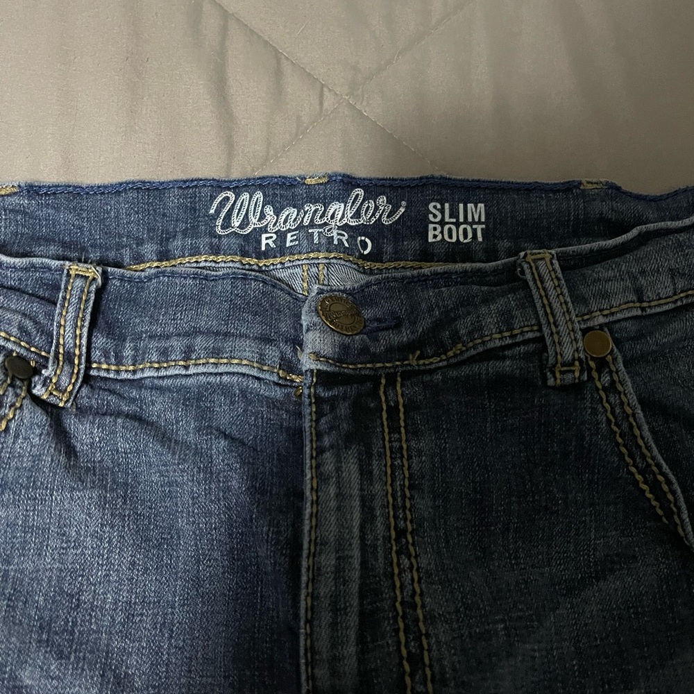 Wrangler Retro Slim Bootcut Jeans in Denim Blue